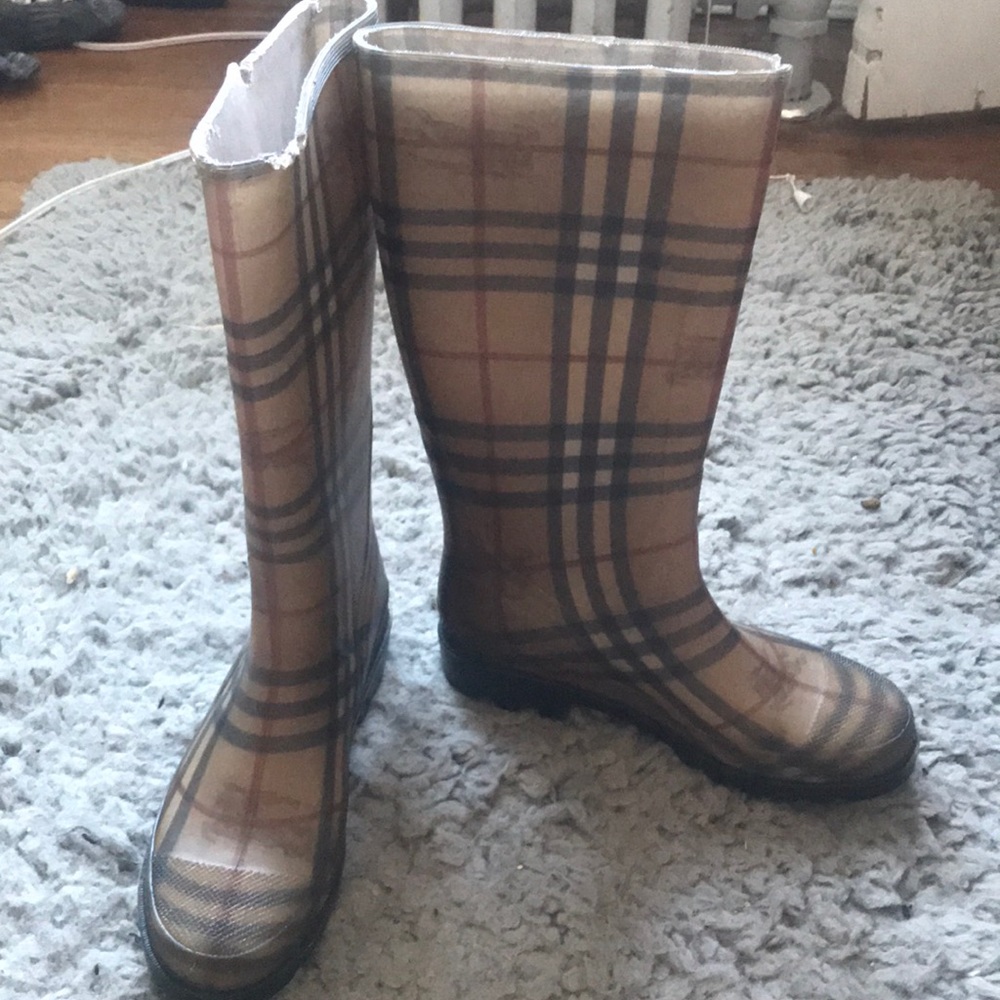 Burberry rain boots